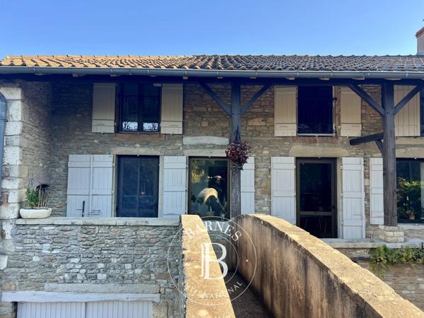 Verzé, Maison de village 7 Chambres -  150 m² à vendre