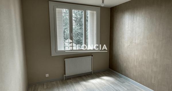 Location Appartement 2 pièces 37.2 m² - Le Coteau 42120