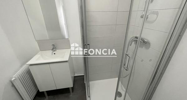 Location Appartement 2 pièces 37.2 m² - Le Coteau 42120