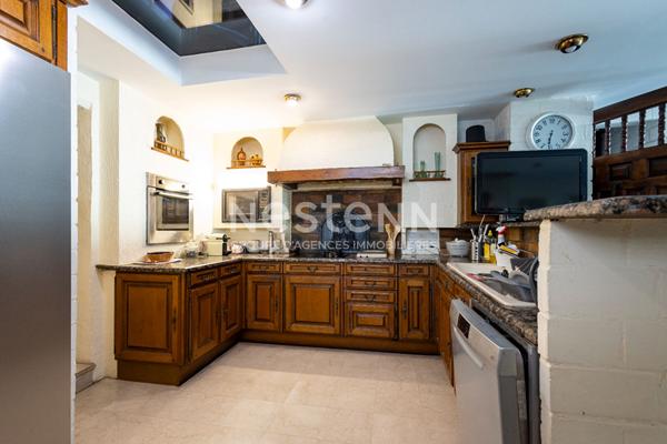 Maison de ville, en plein centre ville, au calme