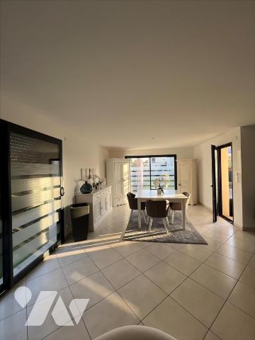 MAISON 5 PIECES 120m²