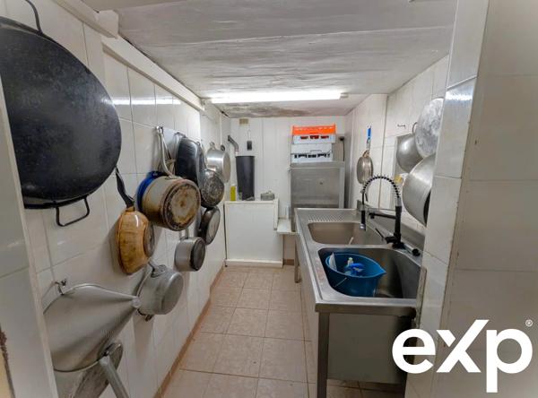 Local commercial + Appartement T4 – Emplacement n°1 La Tamarissière – Prêt à exploiter