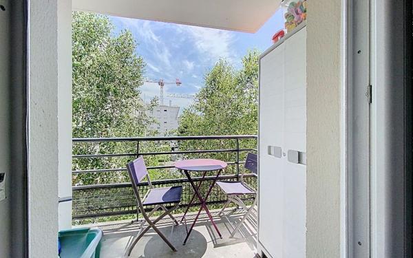 Appartement à vendre    3 pièces • 69,56 m2 Guyancourt