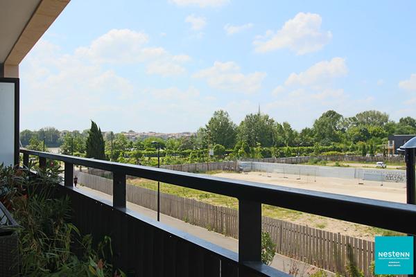 Appartement 3 pièces avec loggia et parking