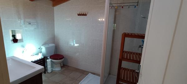 Maison avec jardin + Studio indépendant (proche mer)