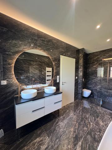 ARCACHON-PEIRERE VILLA 273 M² 6 CHAMBRES PISCINE GARGE TERRAIN 11127 M²