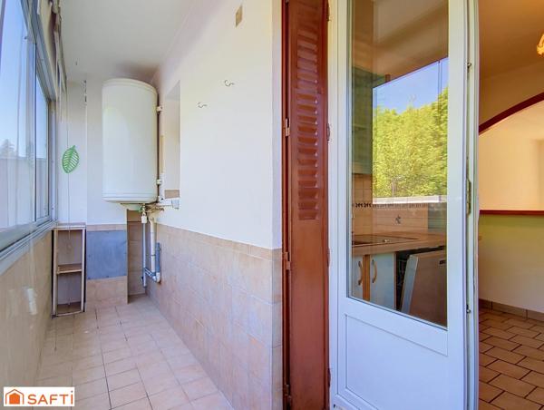 Appartement 4 pièces 60m² + loggia fermée et cave