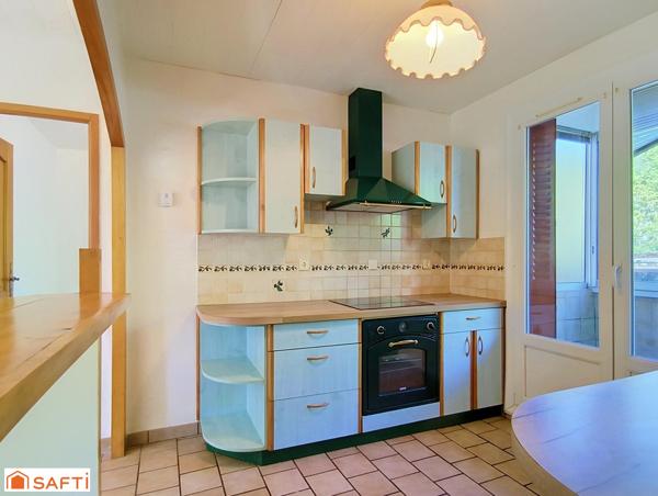 Appartement 4 pièces 60m² + loggia fermée et cave