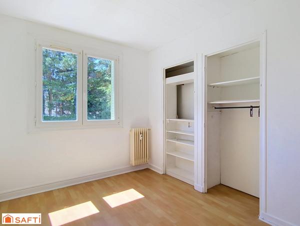 Appartement 4 pièces 60m² + loggia fermée et cave