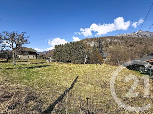Terrain à vendre  1075 m 2   ST GERVAIS LES BAINS  - 74