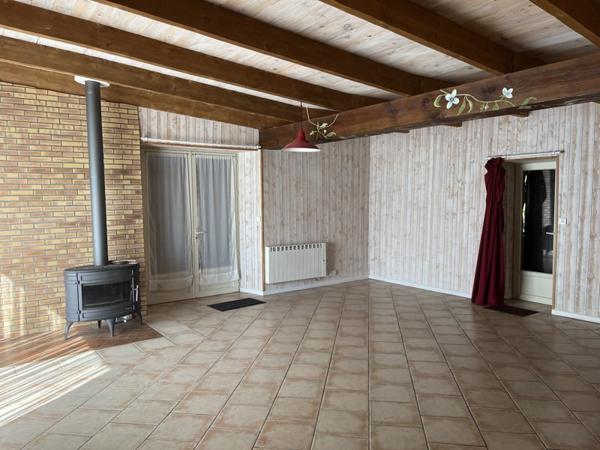 Maison à vendre |  Saint-Astier |  6 pièces | 113 m²
