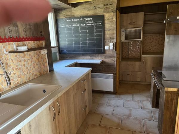 Maison à vendre |  Saint-Astier |  6 pièces | 113 m²