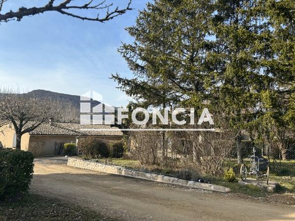 Location Appartement 2 pièces 72.11 m² - Mirabeau 04510