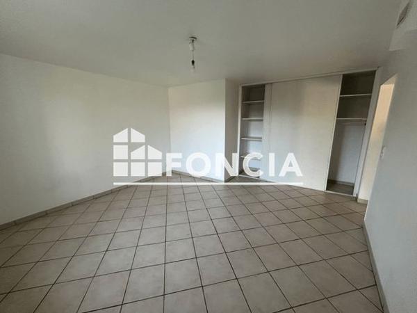 Location Appartement 2 pièces 72.11 m² - Mirabeau 04510