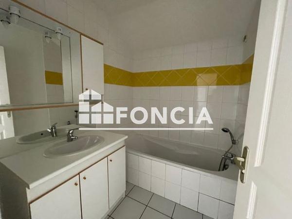 Location Maison 5 pièces 90.56 m² - 2 ANCIENNE ROUTE DE LYON St Jean Bonnefonds 42650