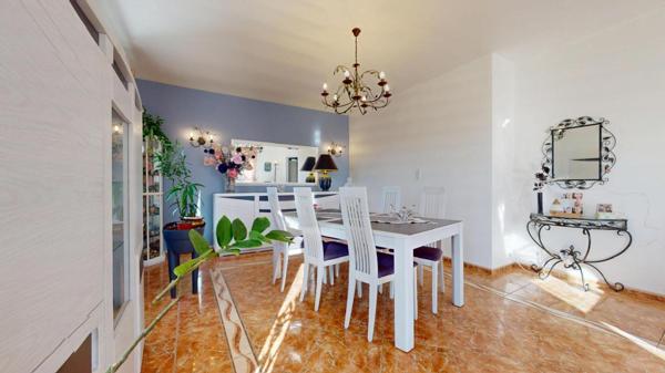 EXCLUSIVITE ! VILLEGAILHENC ! VILLA 4 FACES SUR 2300M² DE TERRAIN CLOS