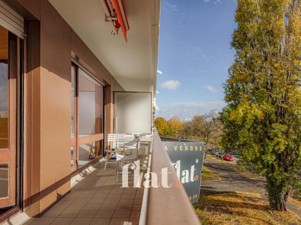 T4 avec balcon, VUE LOIRE et parking + cave – Ile de Nantes/ Beaulieu / Mangin