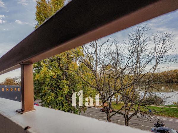 T4 avec balcon, VUE LOIRE et parking + cave – Ile de Nantes/ Beaulieu / Mangin