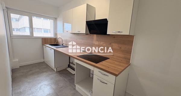 Location Studio 37.78 m² - Nîmes 30000