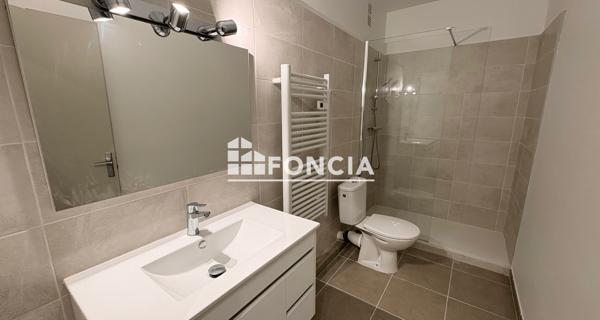 Location Studio 37.78 m² - Nîmes 30000