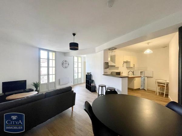 Appartement à louer 3 pièces 65.66m² Béziers (34500)