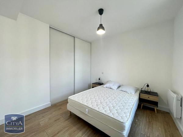 Appartement à louer 3 pièces 65.66m² Béziers (34500)