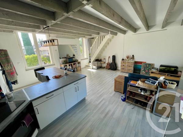 Appartement T3 à vendre  3 pièces - 55,05 m 2   NIMES  - 30