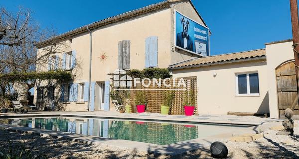 Location Maison 8 pièces 197.8 m² - Le Pontet 84130