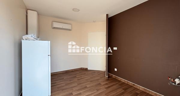 Location Maison 8 pièces 197.8 m² - Le Pontet 84130