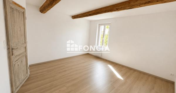 Location Maison 8 pièces 197.8 m² - Le Pontet 84130