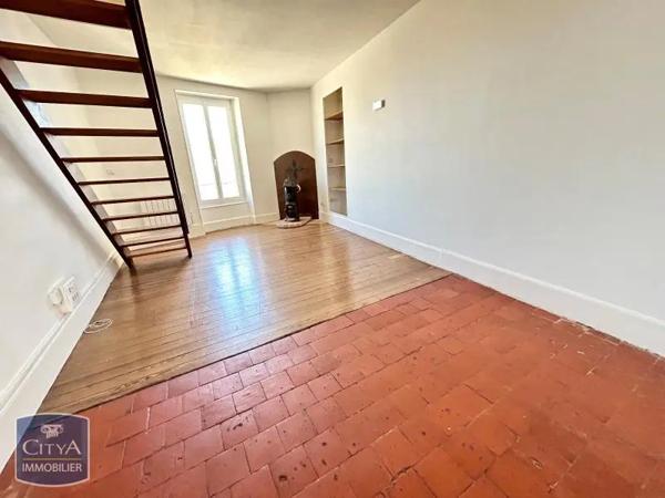 Appartement à louer 2 pièces 47.78m² Nevers (58000)