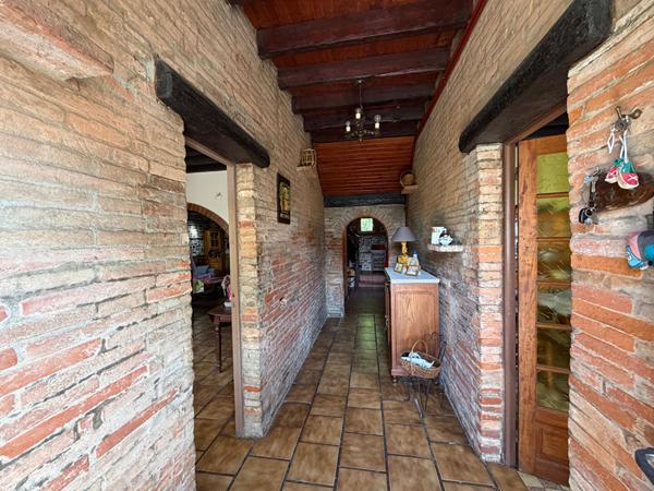 Maison 185 m² ? 5 chambres ? terrain 1861 m² ? dépendances 80 m² ? Toulouse Nord