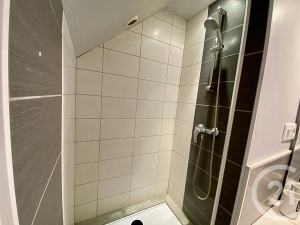 Maison à vendre  4 pièces - 128,47 m 2   SARROUILLES  - 65