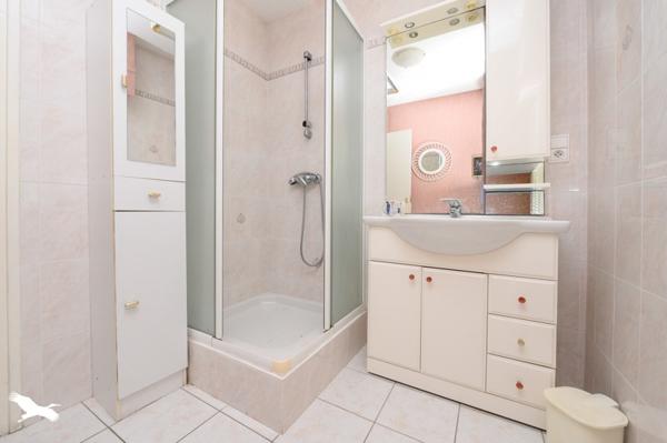 Maison à vendre 241 960 € Lanester 6 p 92 m² DPE D