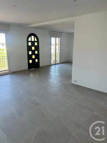Appartement F4 à vendre  4 pièces - 89,56 m 2   SETE  - 34