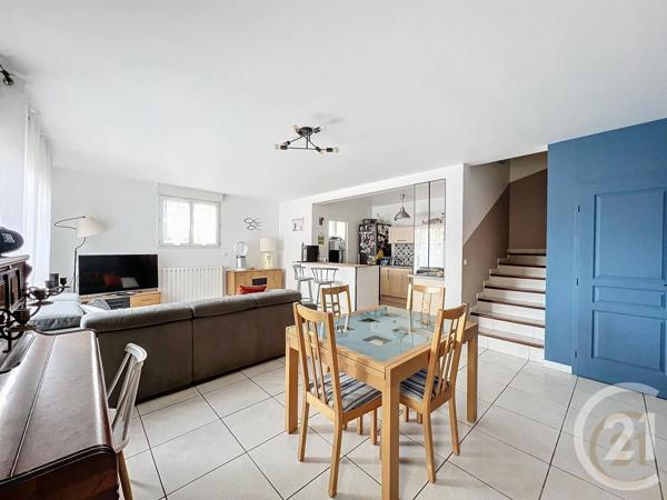 Appartement F4 à vendre  4 pièces - 89,56 m 2   SETE  - 34