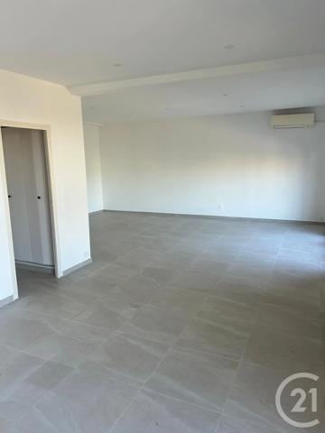 Appartement F4 à vendre  4 pièces - 89,56 m 2   SETE  - 34