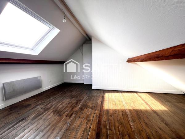 Maison semi-individuelle - env. 95 m2- 3 ch - Valenciennes