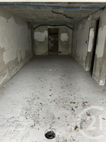 Parking à vendre  85 m2 PONT STE MAXENCE - 60