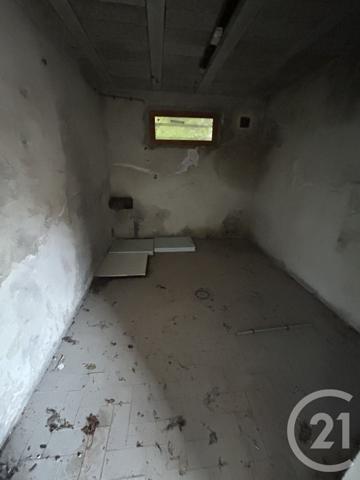 Parking à vendre  85 m2 PONT STE MAXENCE - 60