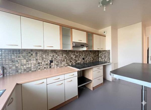 Appartement 5 pièces - 35000 Rennes