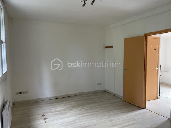 Immeuble de bureaux de 130 m²