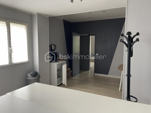 Immeuble de bureaux de 130 m²