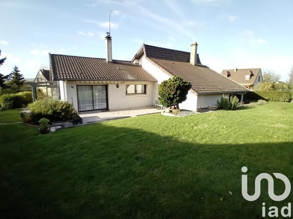 Maison d’architecte 5 pièces de 138 m² à Besny-et-Loizy (02870)