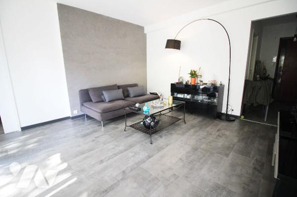 Appartement très agréable T4 de 82m2 (Carrez), Quartier du Cabot (9e, Résidence Allée des Pins)