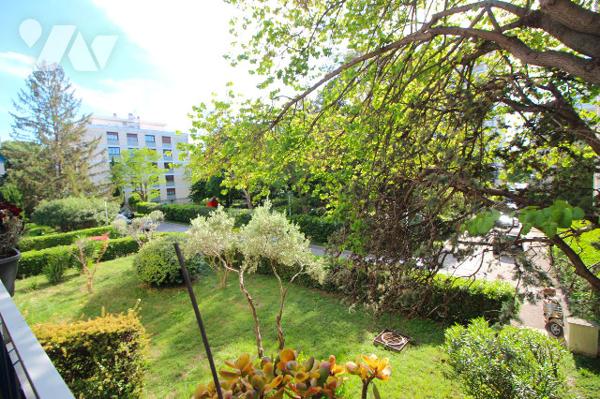 Appartement très agréable T4 de 82m2 (Carrez), Quartier du Cabot (9e, Résidence Allée des Pins)