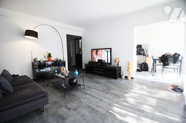 Appartement très agréable T4 de 82m2 (Carrez), Quartier du Cabot (9e, Résidence Allée des Pins)
