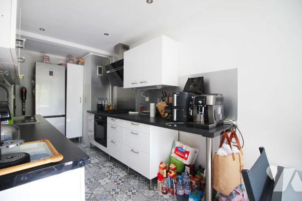 Appartement très agréable T4 de 82m2 (Carrez), Quartier du Cabot (9e, Résidence Allée des Pins)