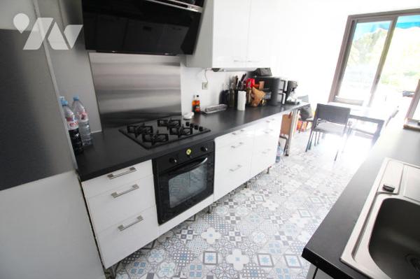 Appartement très agréable T4 de 82m2 (Carrez), Quartier du Cabot (9e, Résidence Allée des Pins)