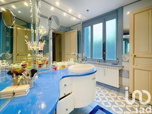 Maison à vendre 9 pièces 239 m² Douai